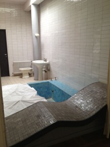 Salle de bain couple  Villa Savoye Le Corbusier à Poissy © De fil en archive
